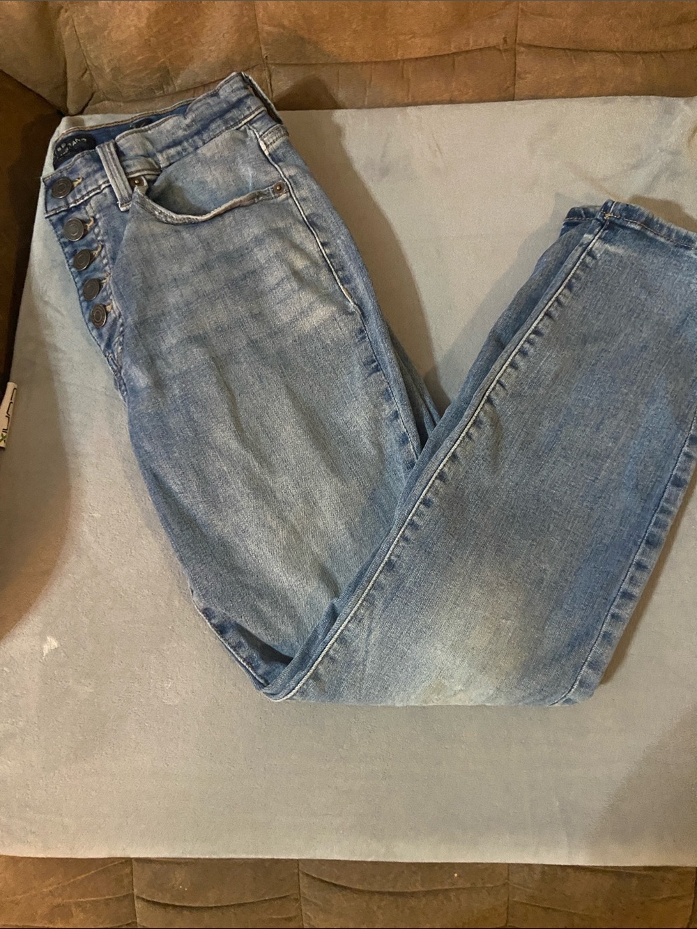 Lucky Brand Light Blue Button-Fly Jeans